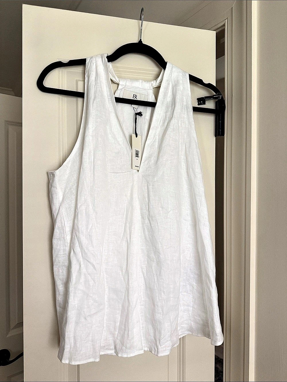 Banana republic 100% linen White Tank Top NWT